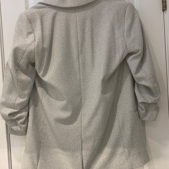 H&M blazer - Picture 2 of 2